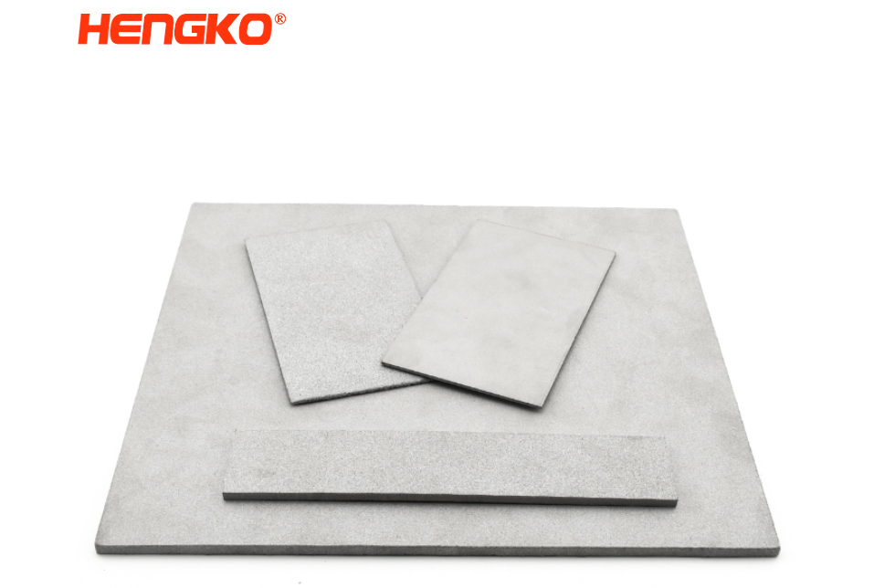 不銹鋼燒結(jié)濾板的應(yīng)用：工業(yè)過(guò)濾的卓越之選！